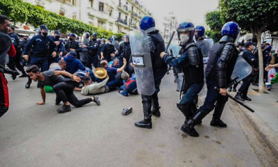 © B.Z. | Répression de la 115e marche du Hirak à Alger